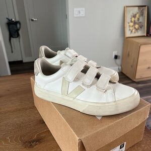 Veja Recife Sneaker
